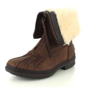 UGG sz 6 Arquette stout leather foldover winter boots